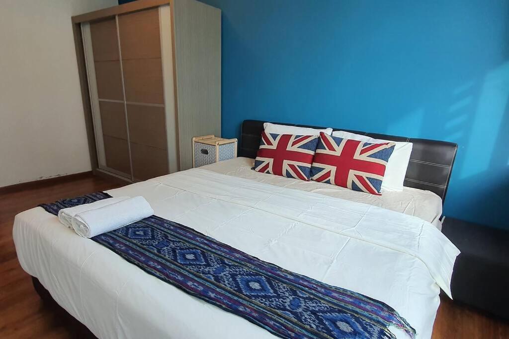 Lovely Vivacity Jazz Suite 2 Cozy Condo 2 Card Lv6 Kuching Luaran gambar