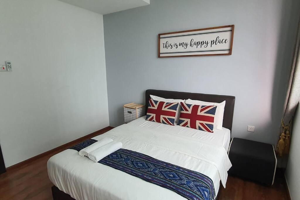 Lovely Vivacity Jazz Suite 2 Cozy Condo 2 Card Lv6 Kuching Luaran gambar